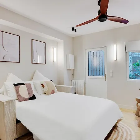 Superbe T2 Opéra Cadet Parigi